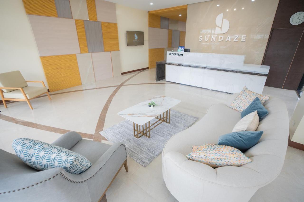 Sundaze Dormitel Hotel Нага Екстериор снимка