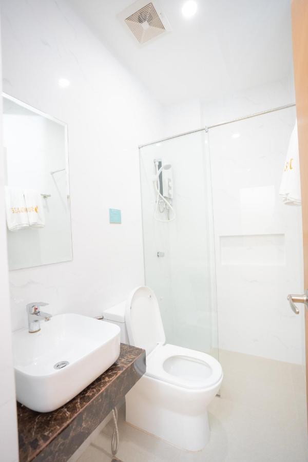 Sundaze Dormitel Hotel Нага Екстериор снимка