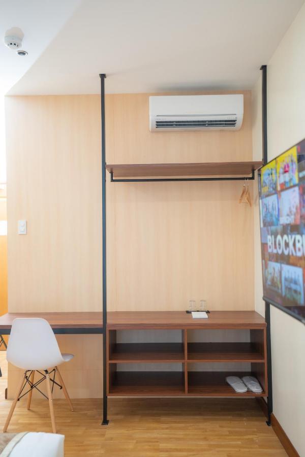 Sundaze Dormitel Hotel Нага Екстериор снимка