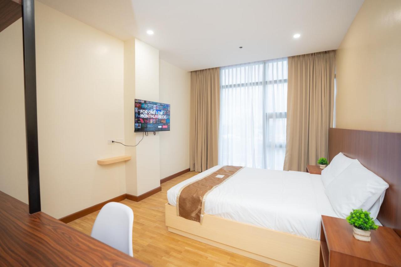 Sundaze Dormitel Hotel Нага Екстериор снимка