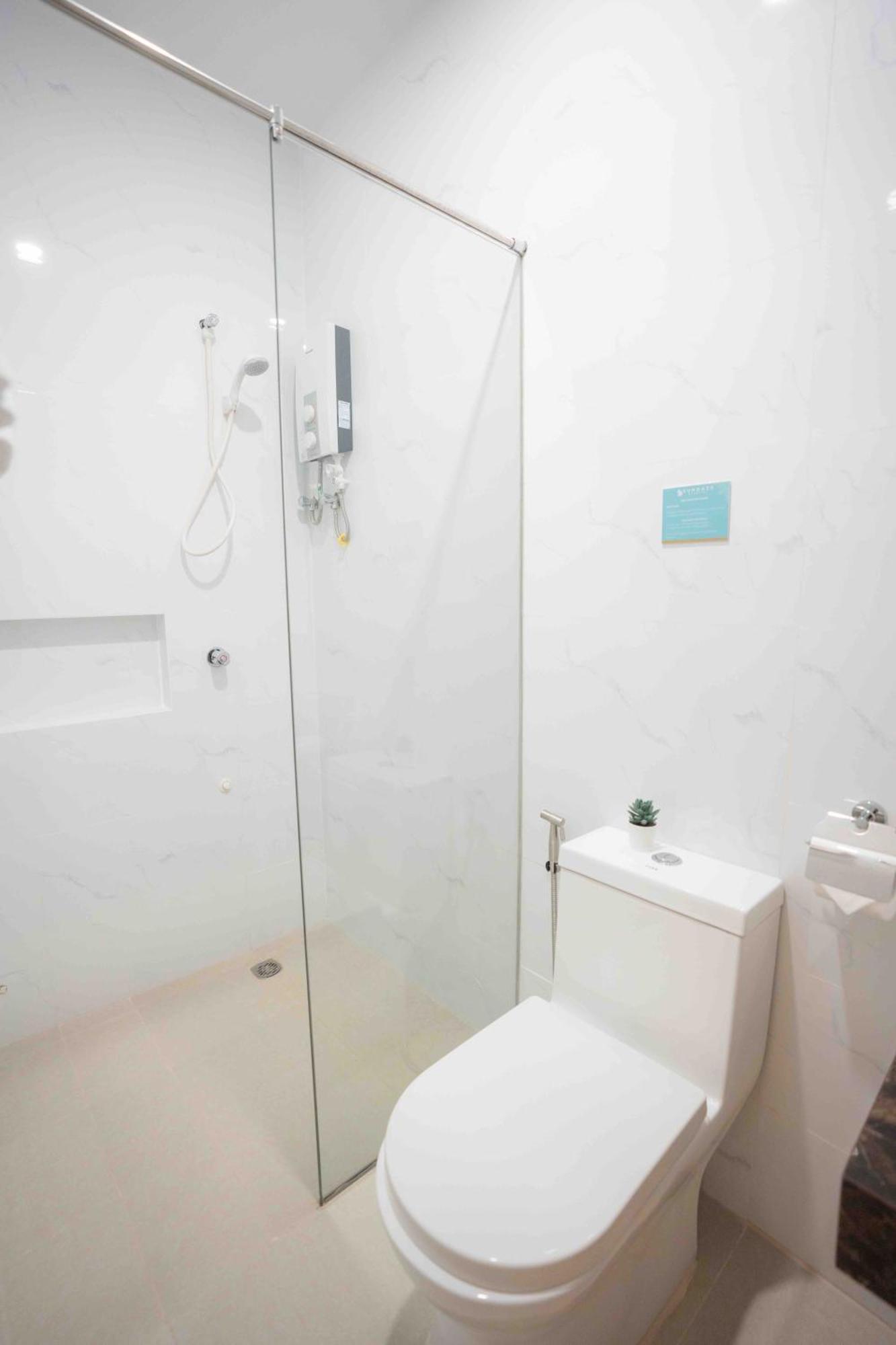 Sundaze Dormitel Hotel Нага Екстериор снимка